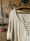 ARCHIVIO J.M.Ribot 24 Autumn and Winter Oblique Button Round Neck T-shirt AJM-TS08/TK/OLD-0 Off-white